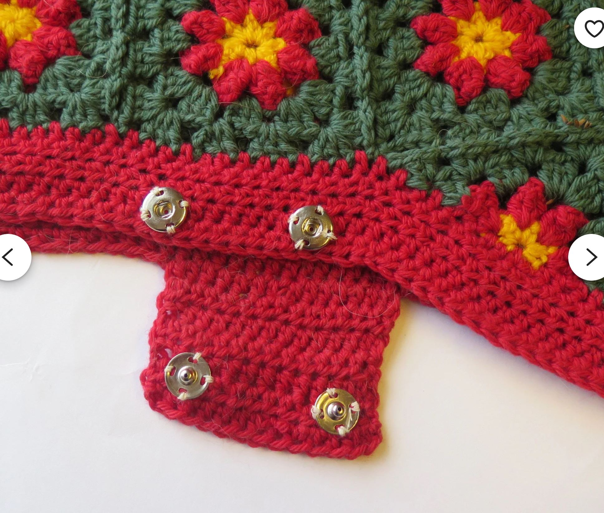 fastening on dog coat